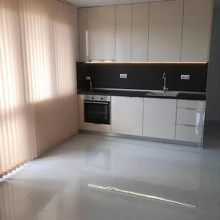 Blue Magenta 1 Апартаменты *