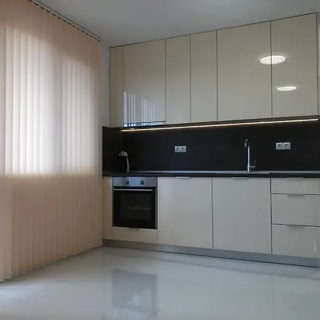 Апартаменты Blue Magenta 1 *